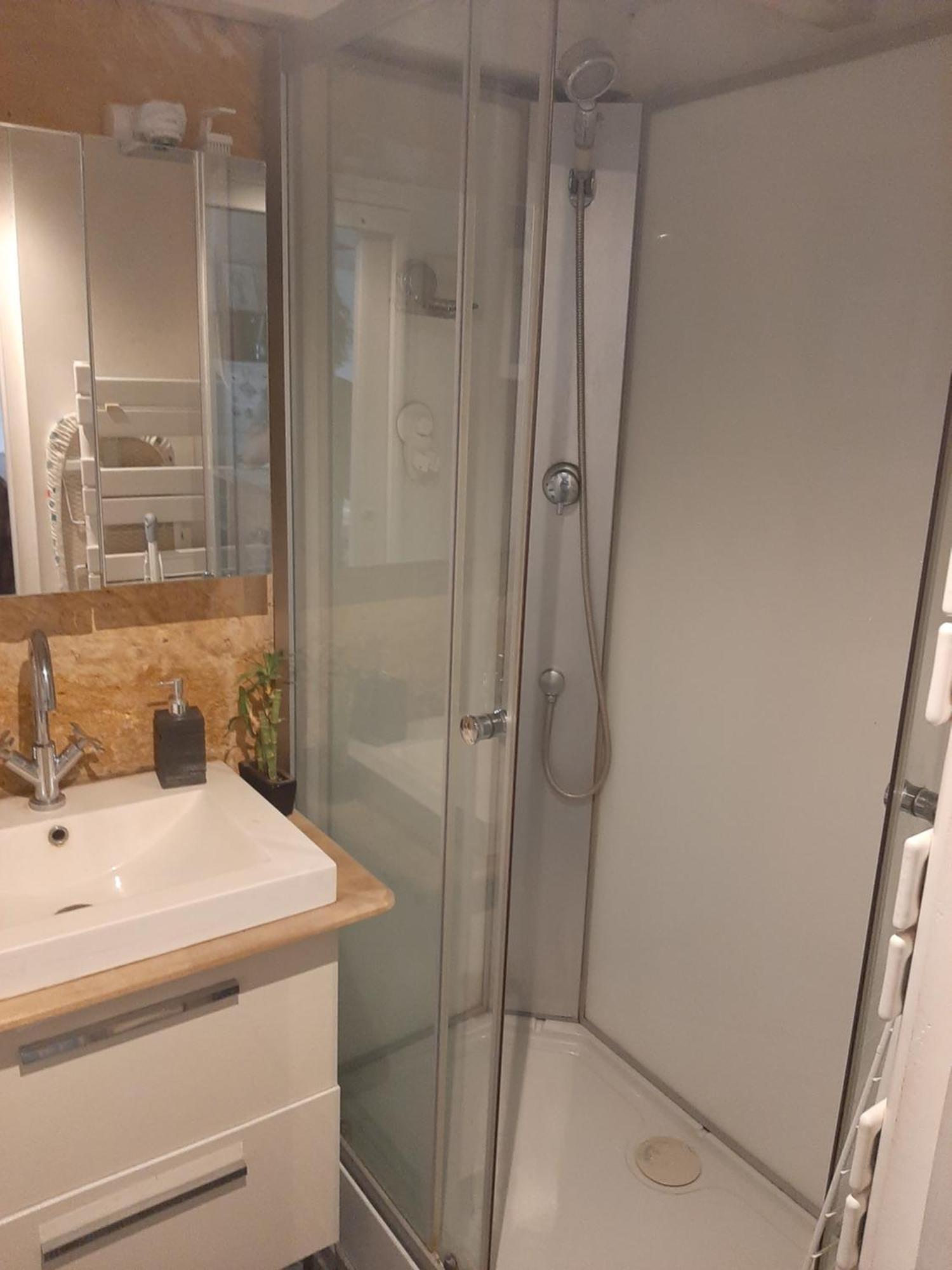Appartement Avec Terrasse Centre Bordeaux Luaran gambar